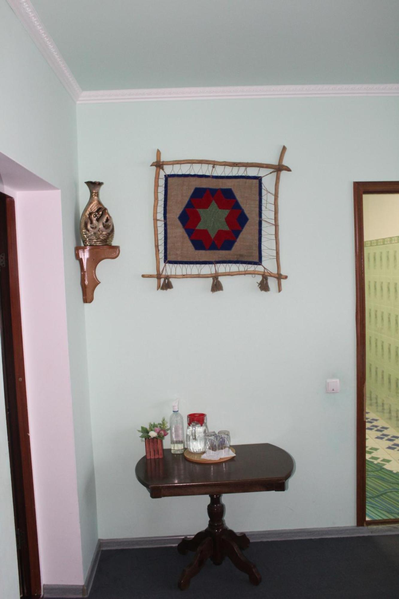 Guest House Emily Bokonbayevo 外观 照片